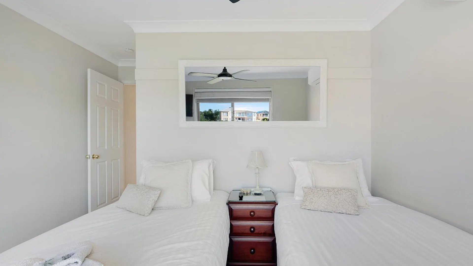 Waterfront Bnb Gold Coast 0*,