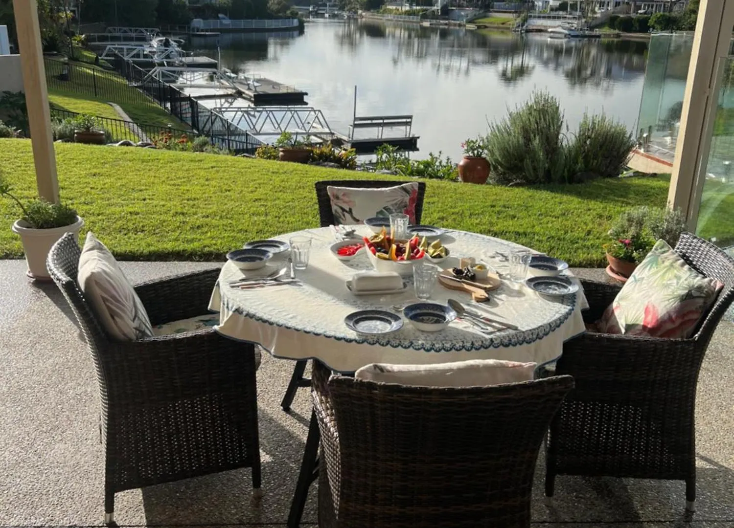 Bed & Breakfast Waterfront Bnb Gold Coast Australia
