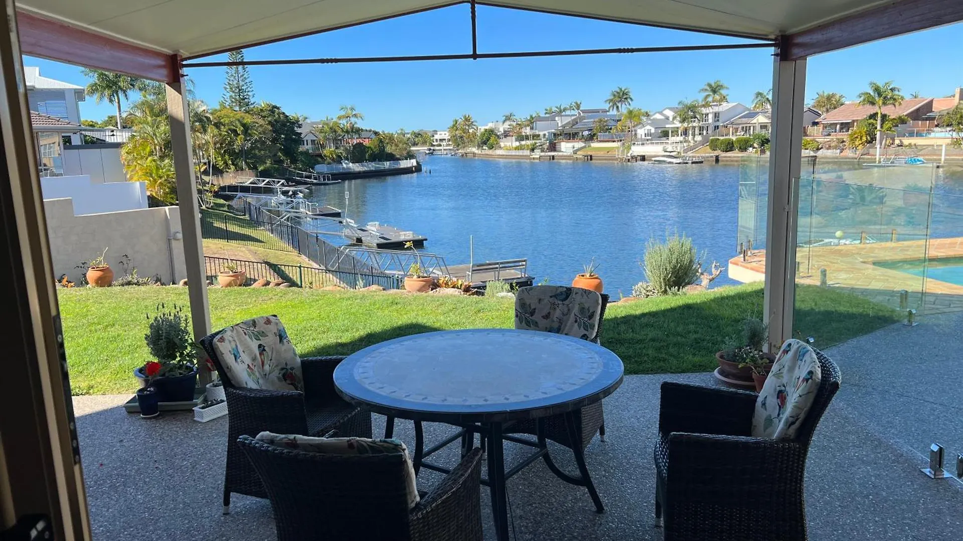 Waterfront Bnb Gold Coast