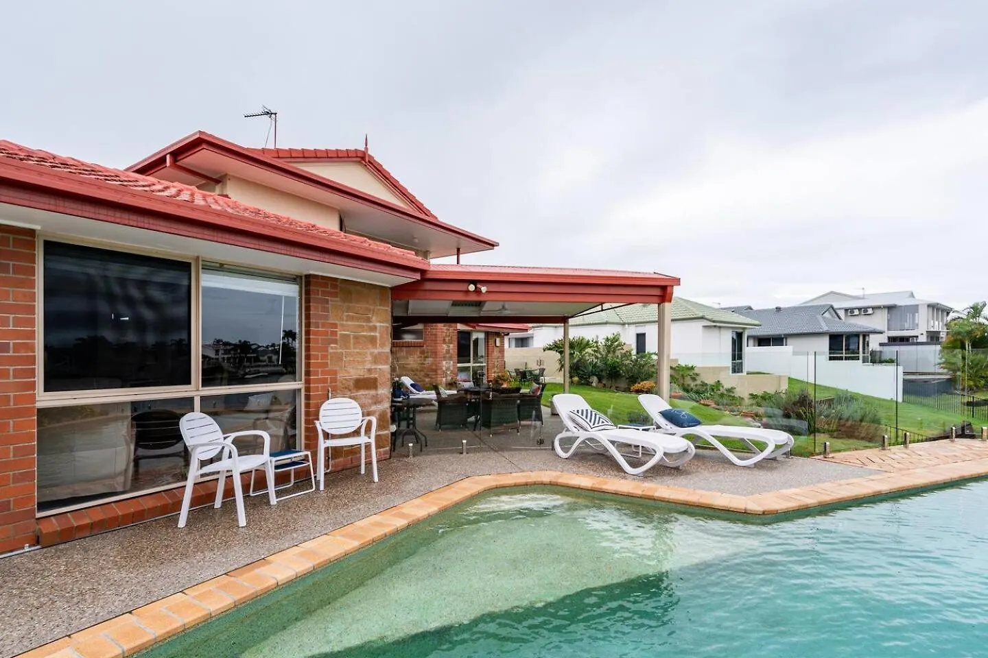 Bed & Breakfast Waterfront Bnb Gold Coast Australia